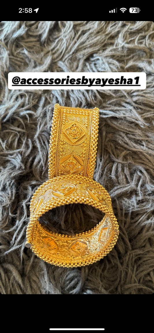 Indian gold plated kangan