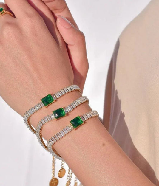 Emerald bracelet