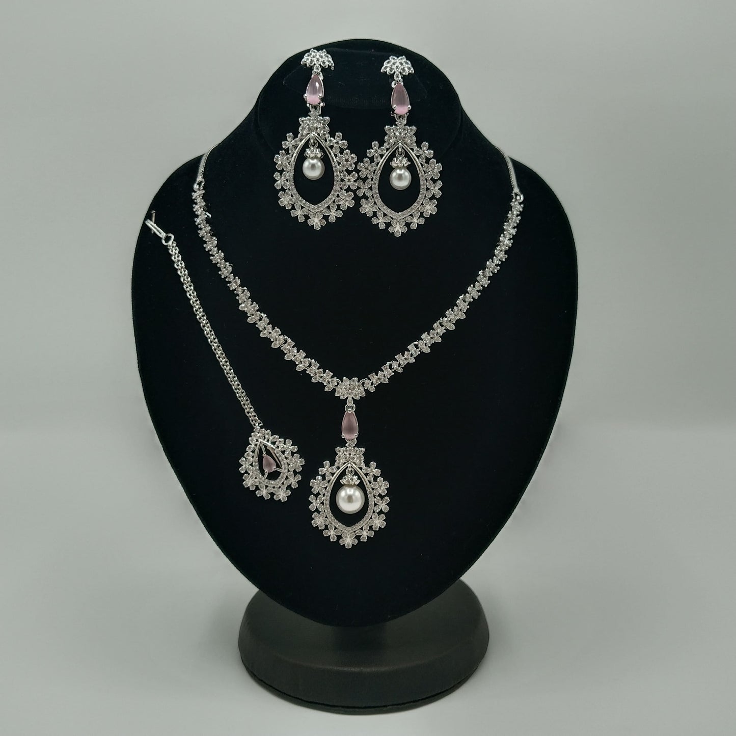 Diamond cut real stone