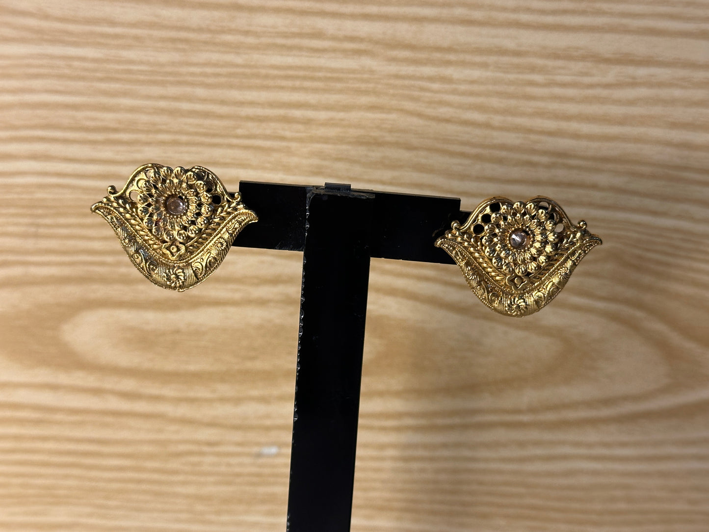 Ear studs