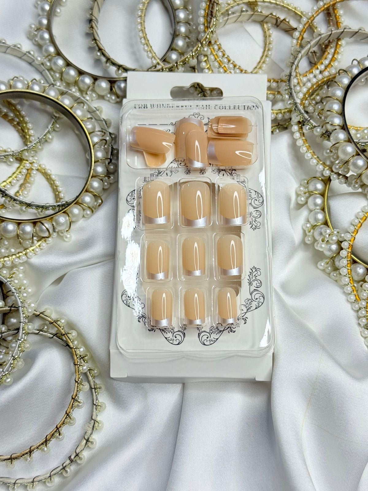 Nails.4 (24 nail set )