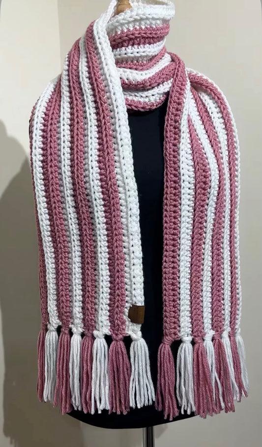 Girls crochet muffler