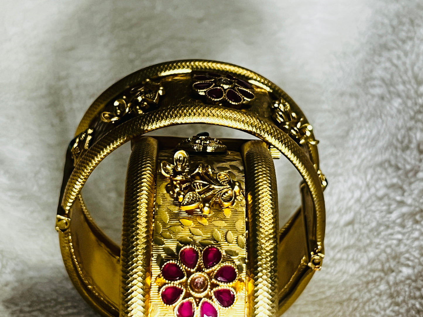 Traditional Gold Kangan with Ruby Stone Embellishments