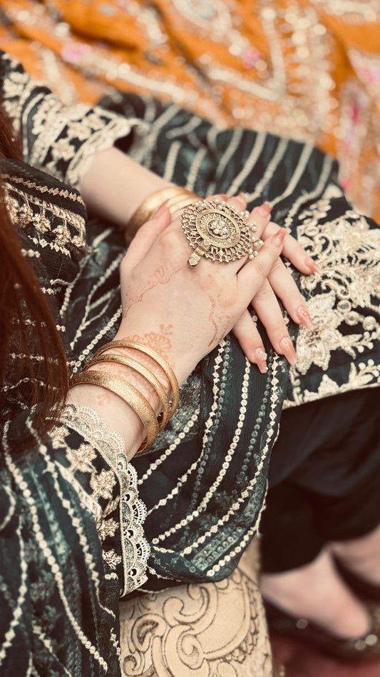 Afghani ring + ear rings