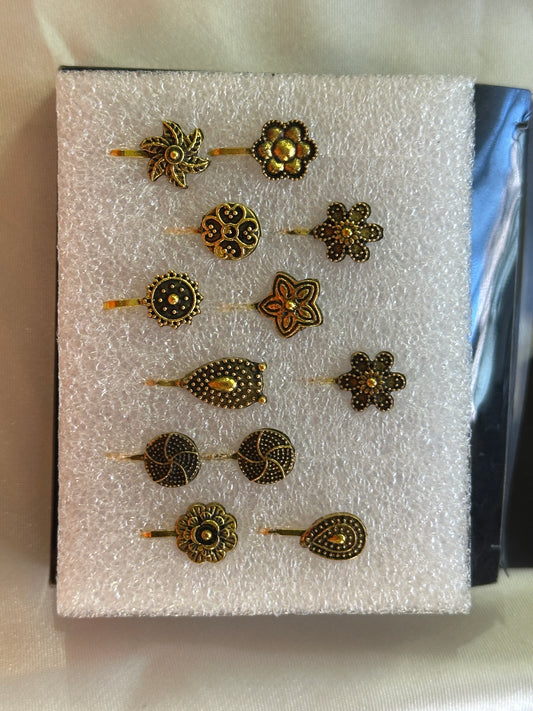 Nose pin golden