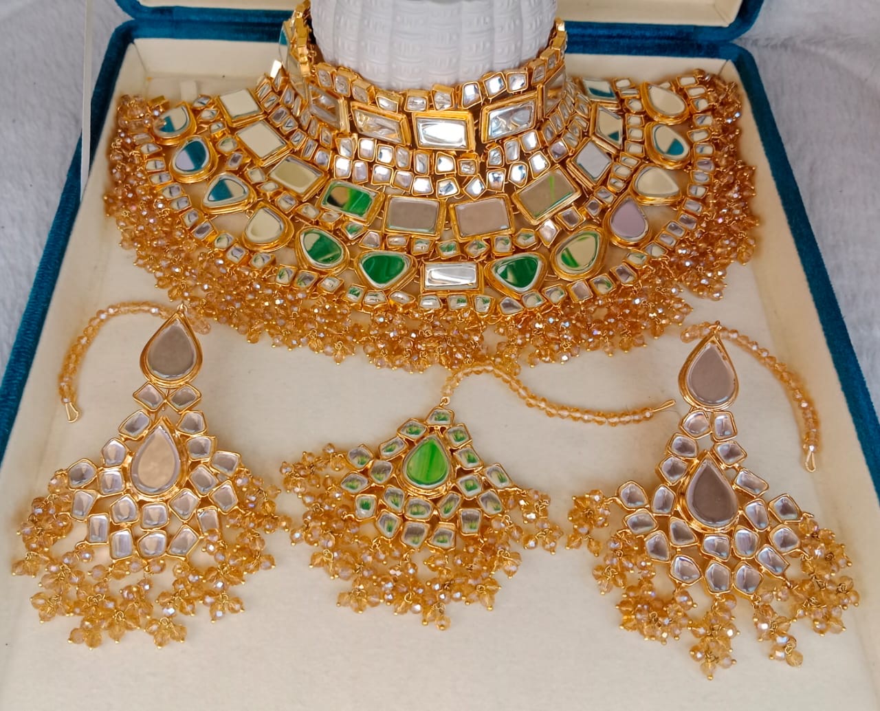 Kundan set