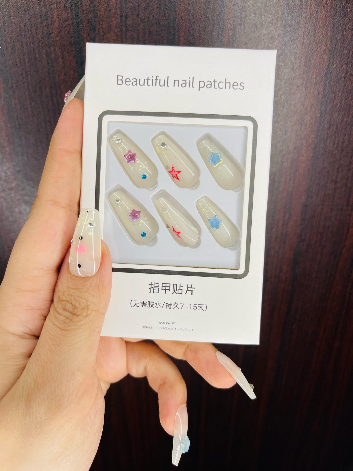 Nail 110 (24 nail set )(free application kit)