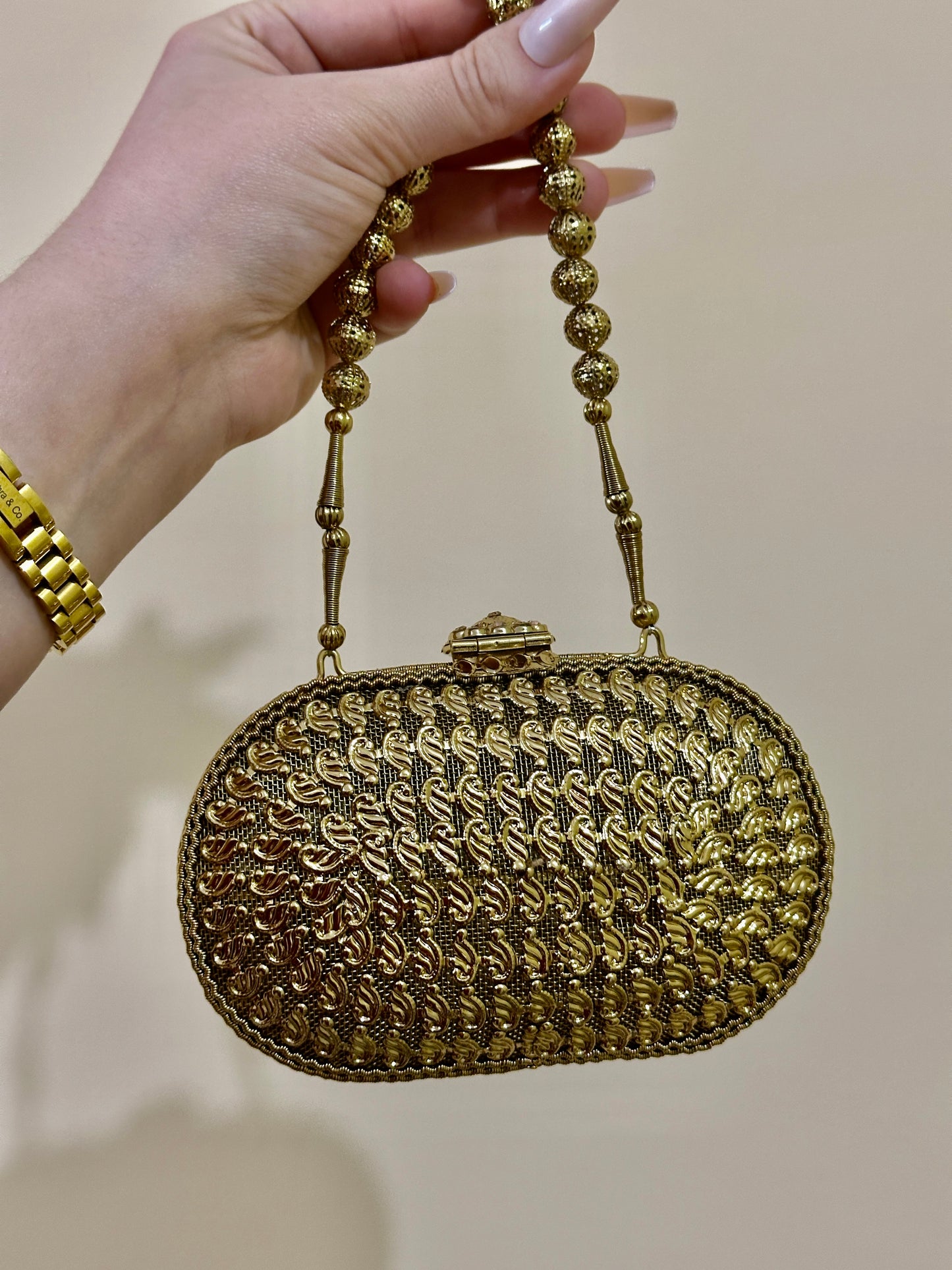 LUMI&CO CLASSIC GOLDEN CLUTCH