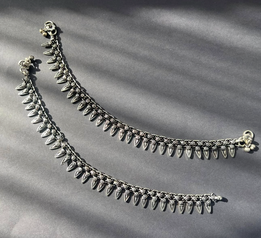 Indian antique silver pazebs