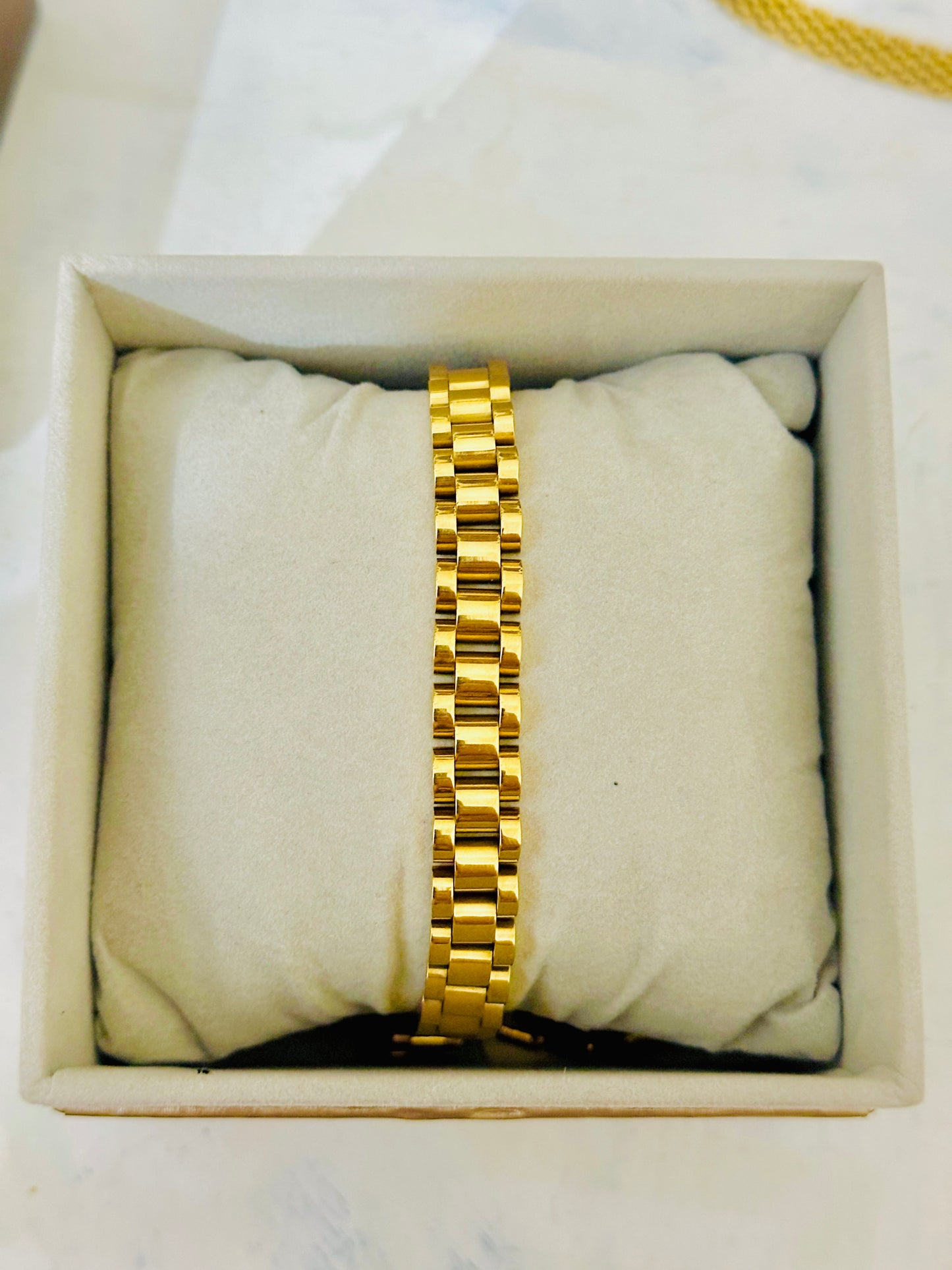 Bracelet