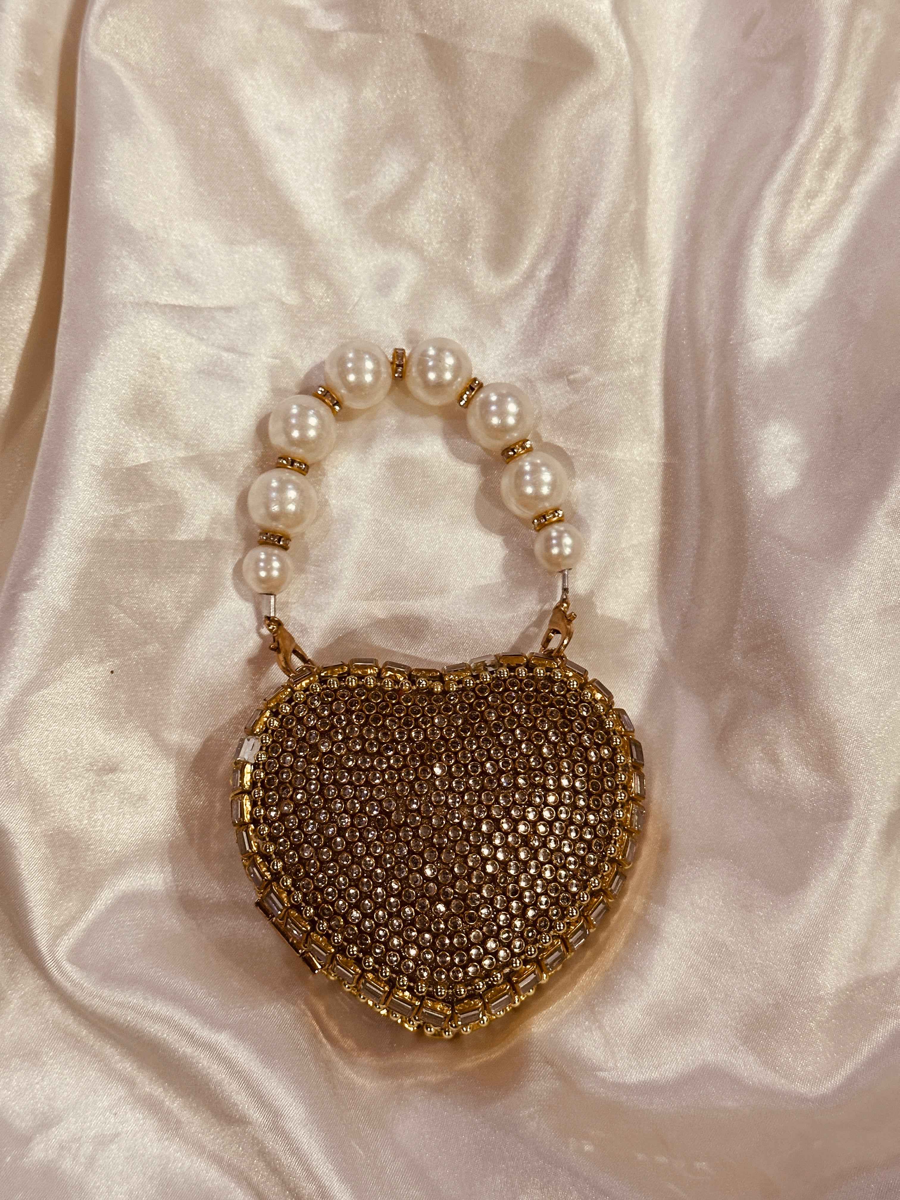 Mini heart drop clutch