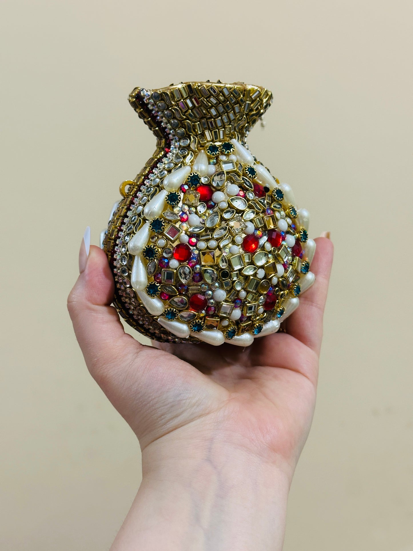 POTLI CLUTCH
