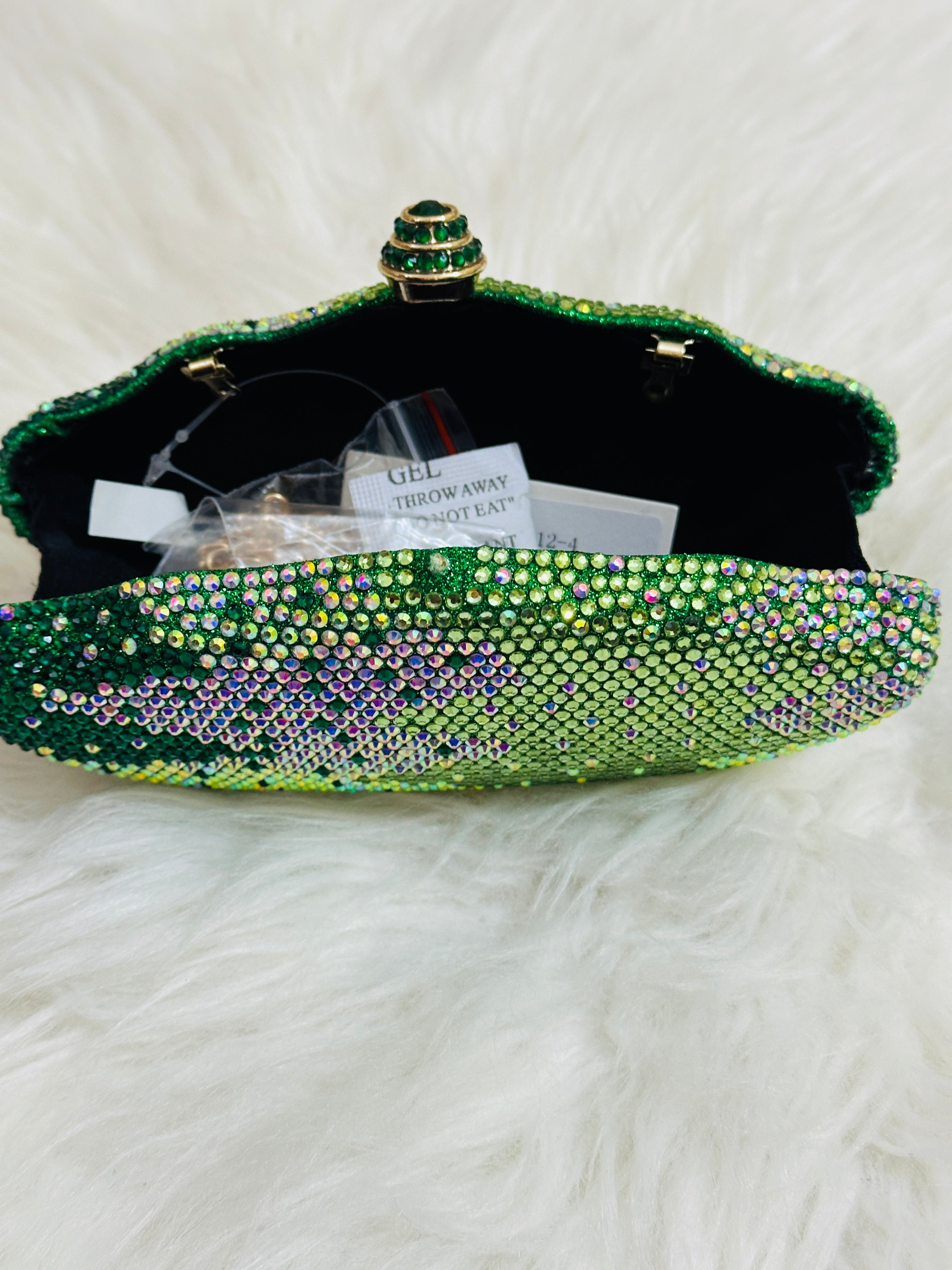 Casting premium quality clutch