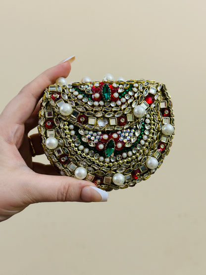 Kundan clutch