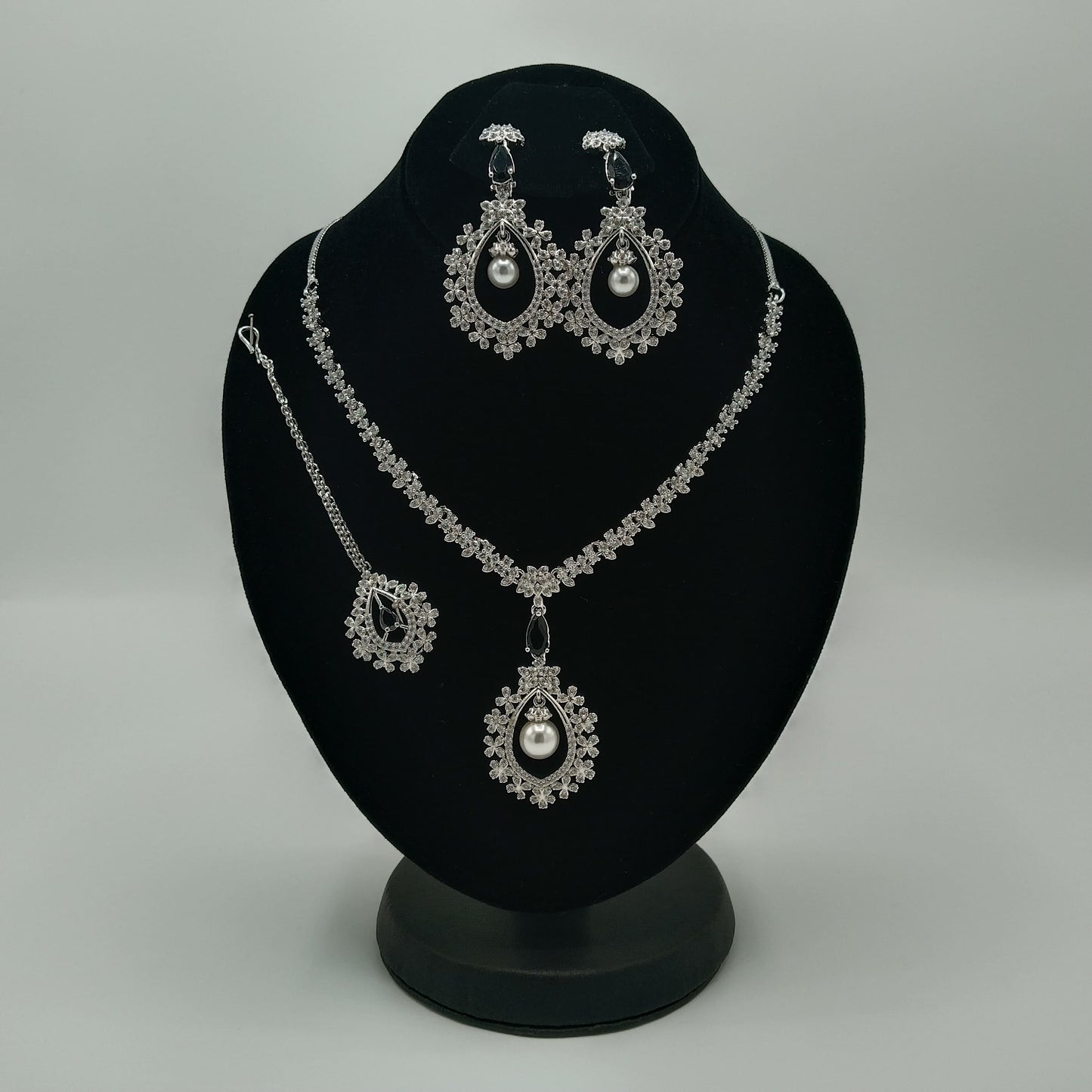 Diamond cut real stone necklace