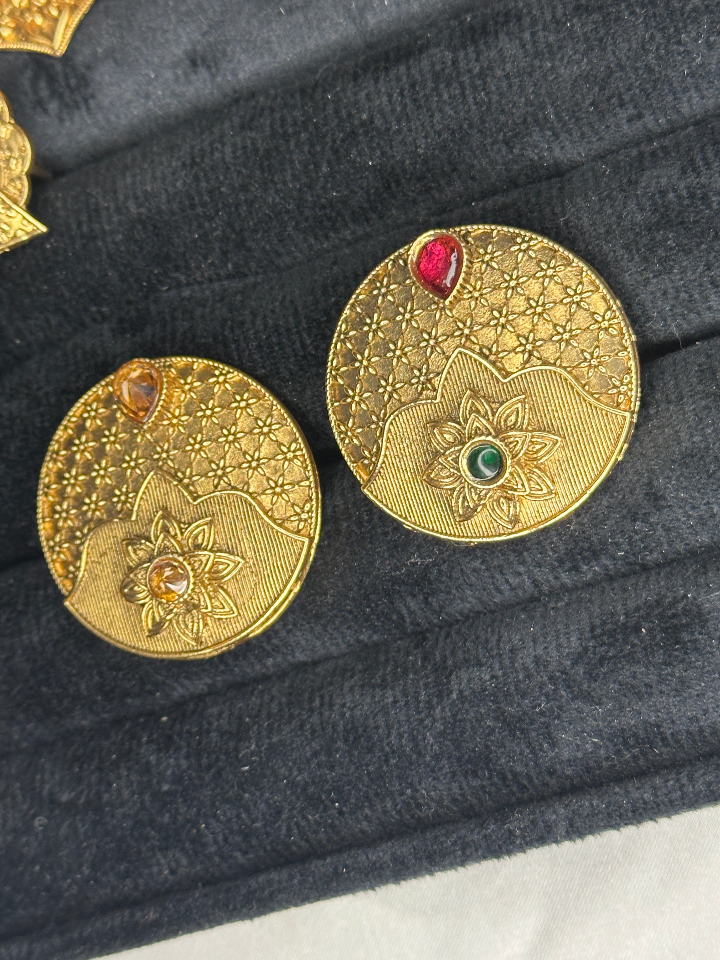 Ring golden round adjustable