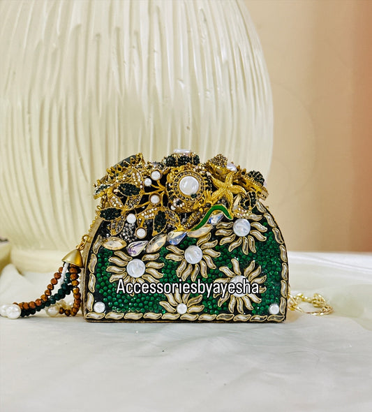Green turkish clutch
