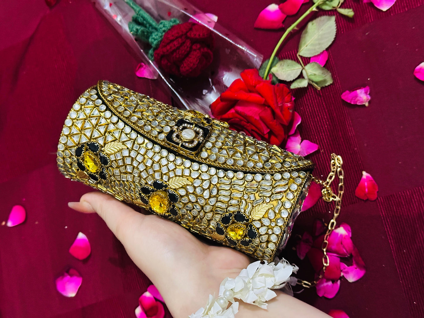 Real kundan clutch black stones