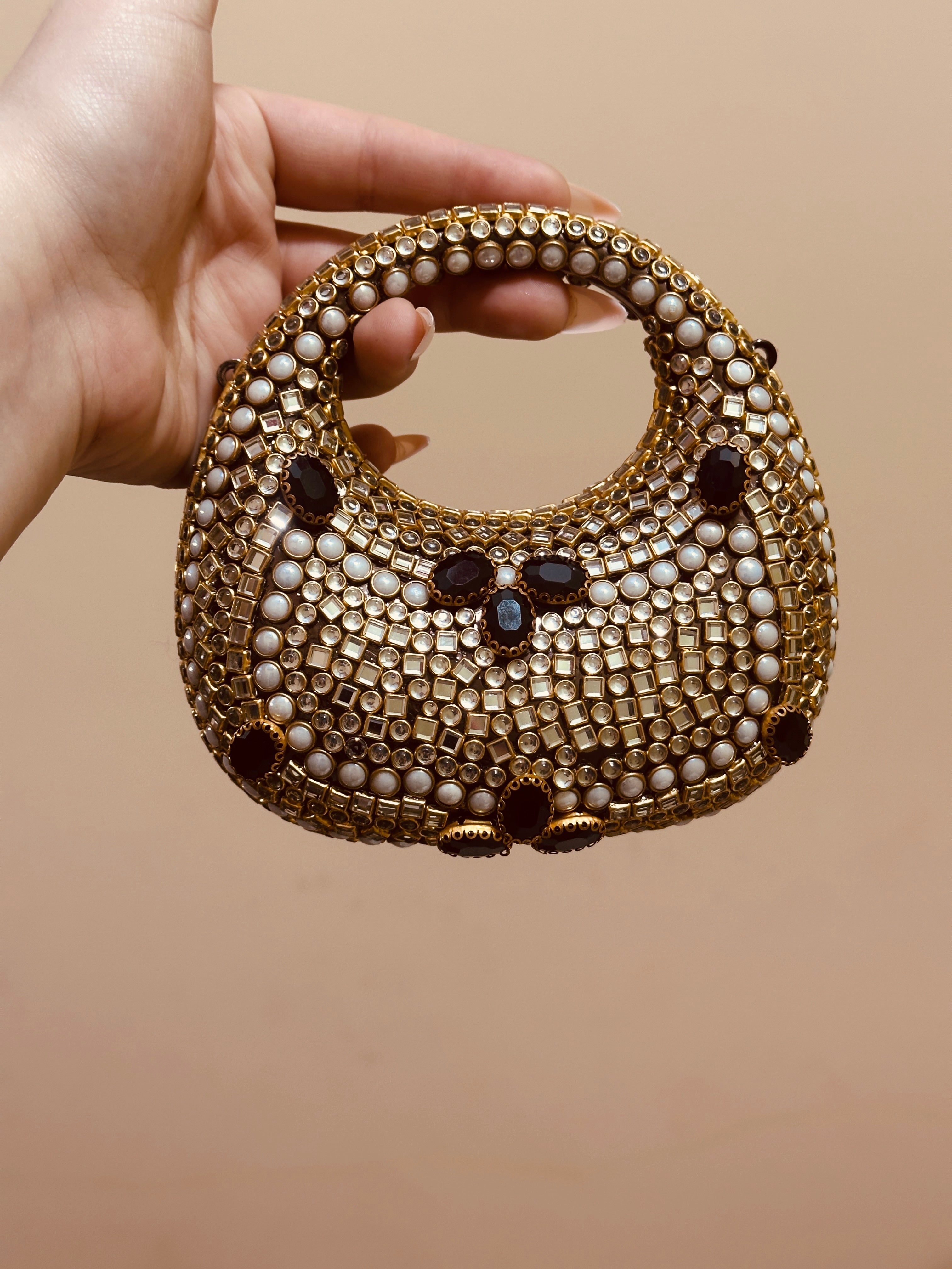 Kundan clutch (black stone )