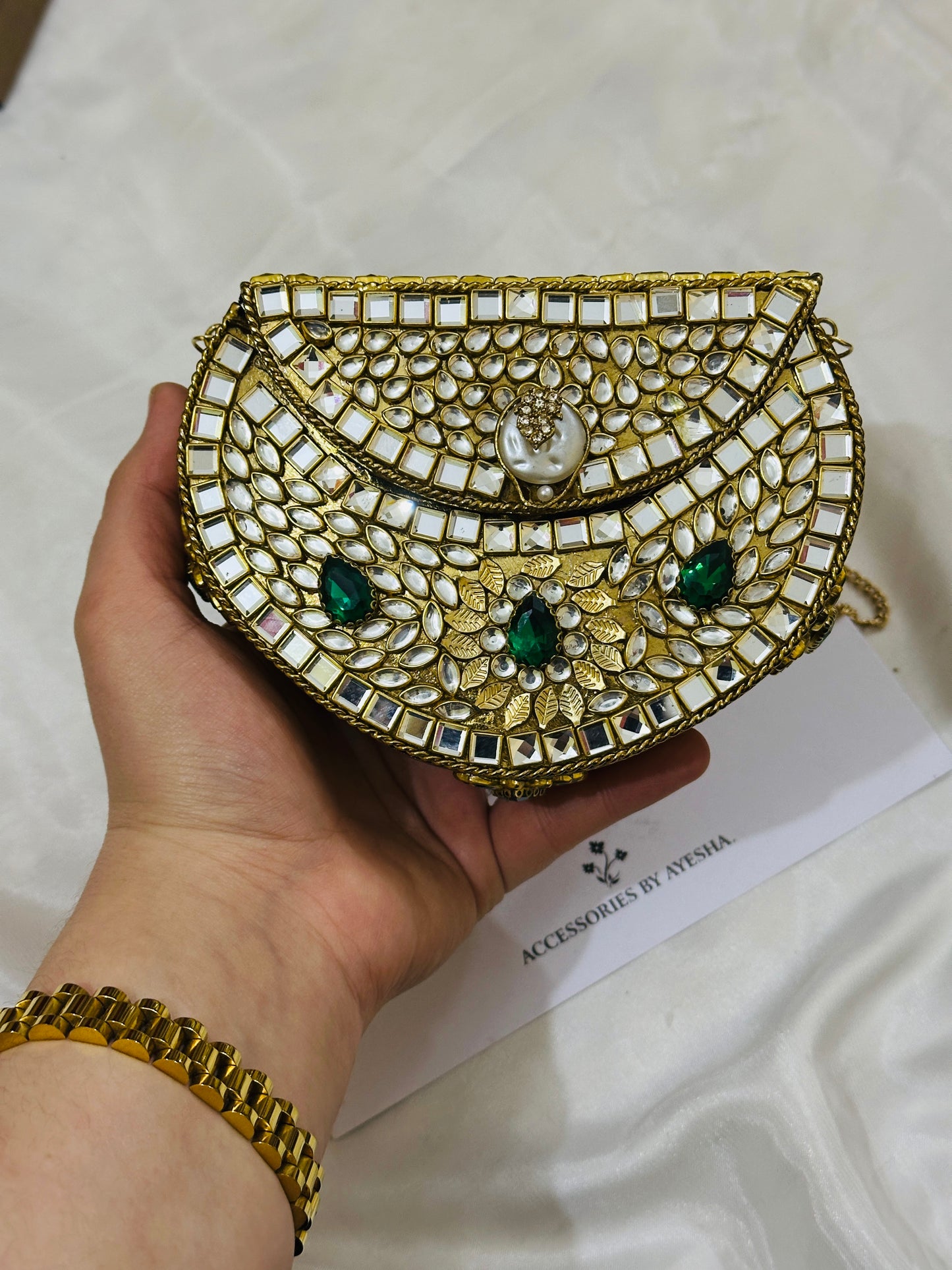 GREEN LUXE CLUTCH