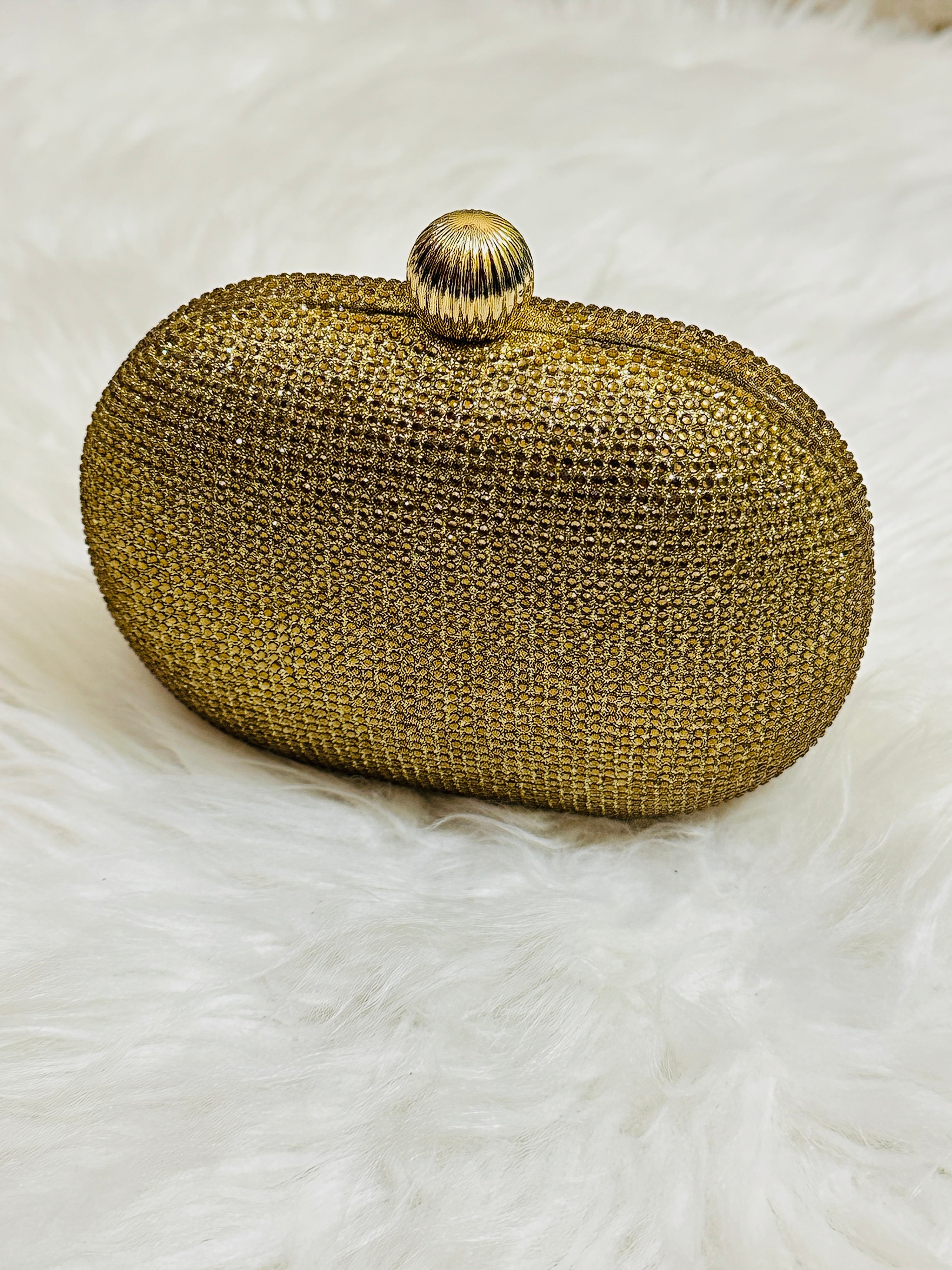 Casting premium clutch