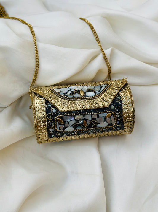 Doli metal clutch
