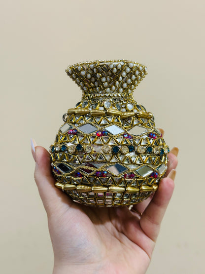 POTLI CLUTCH