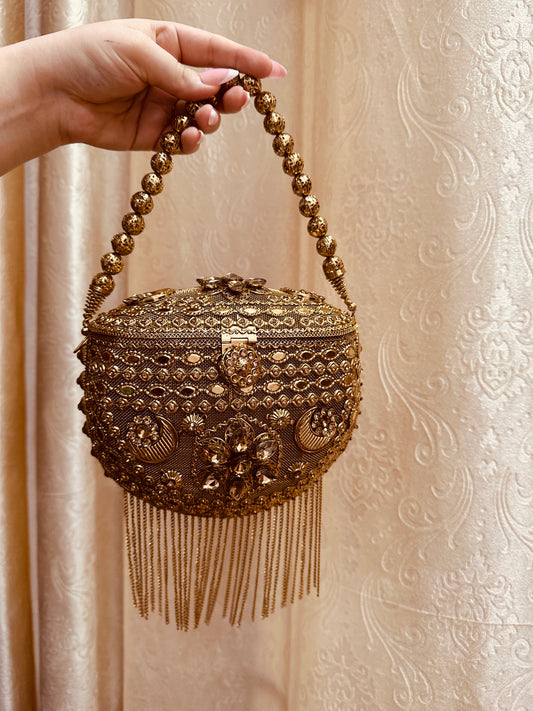 Elara Hand Clutch