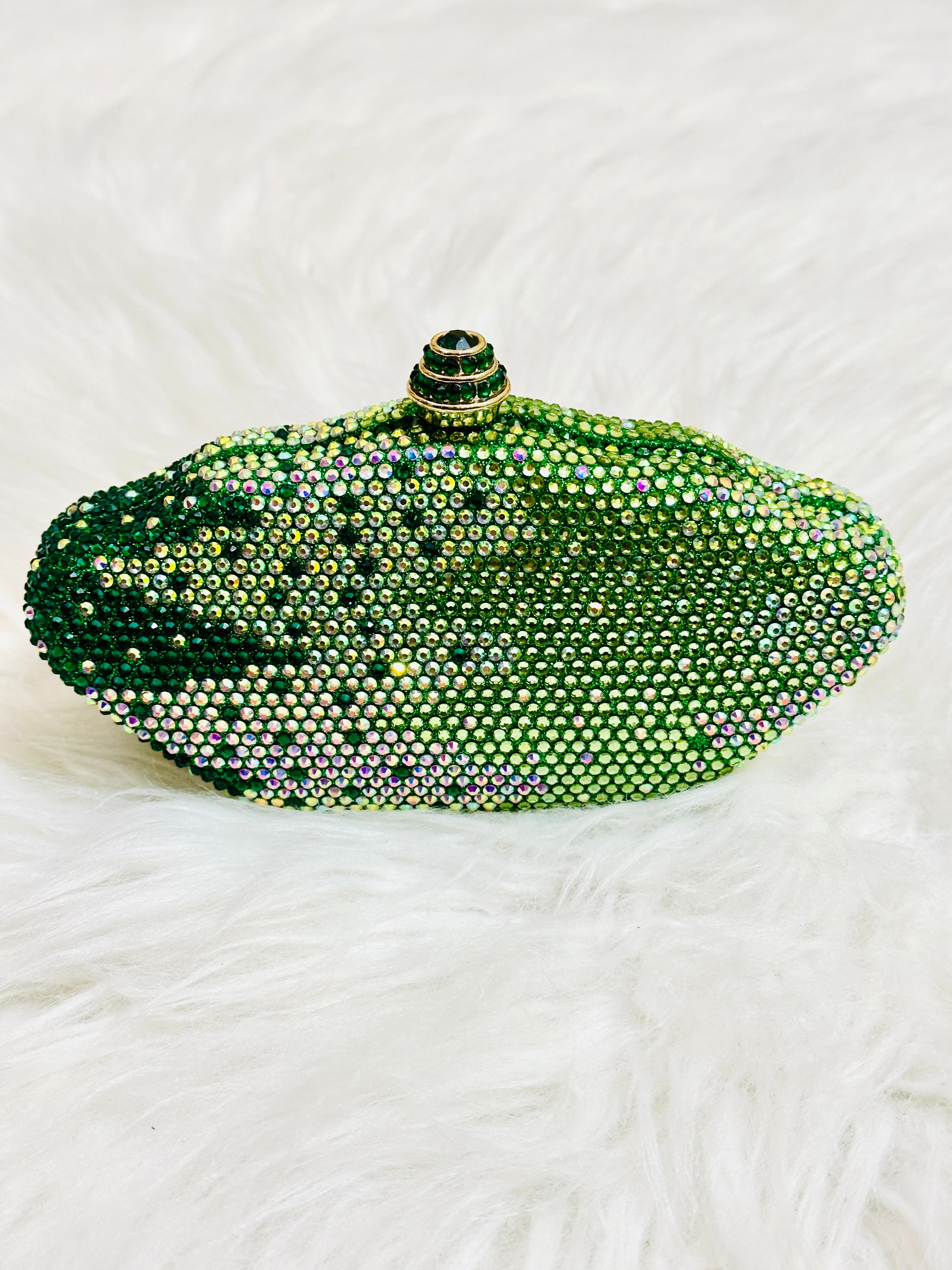 Casting premium quality clutch