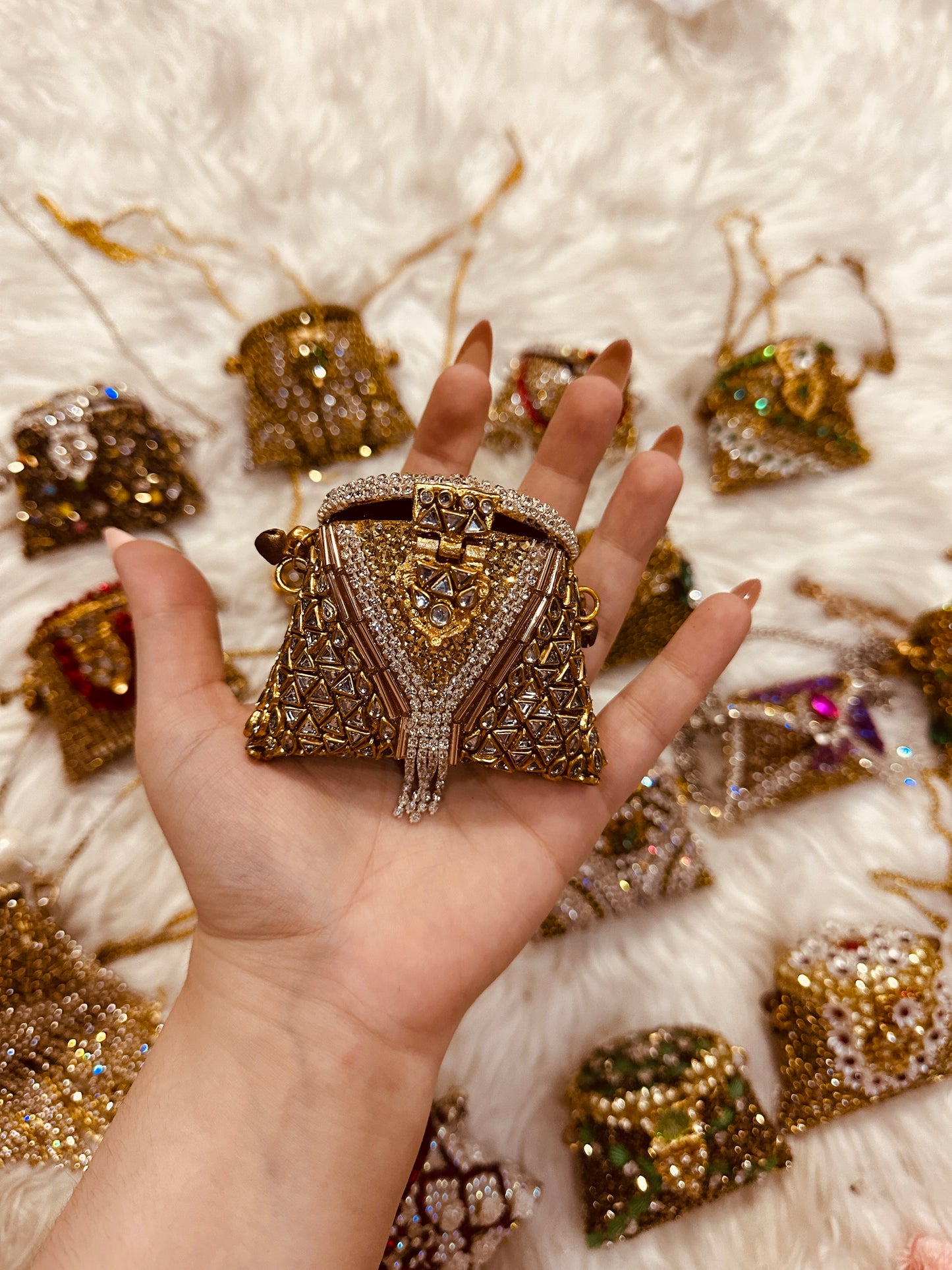 Noory Elegance Clutch