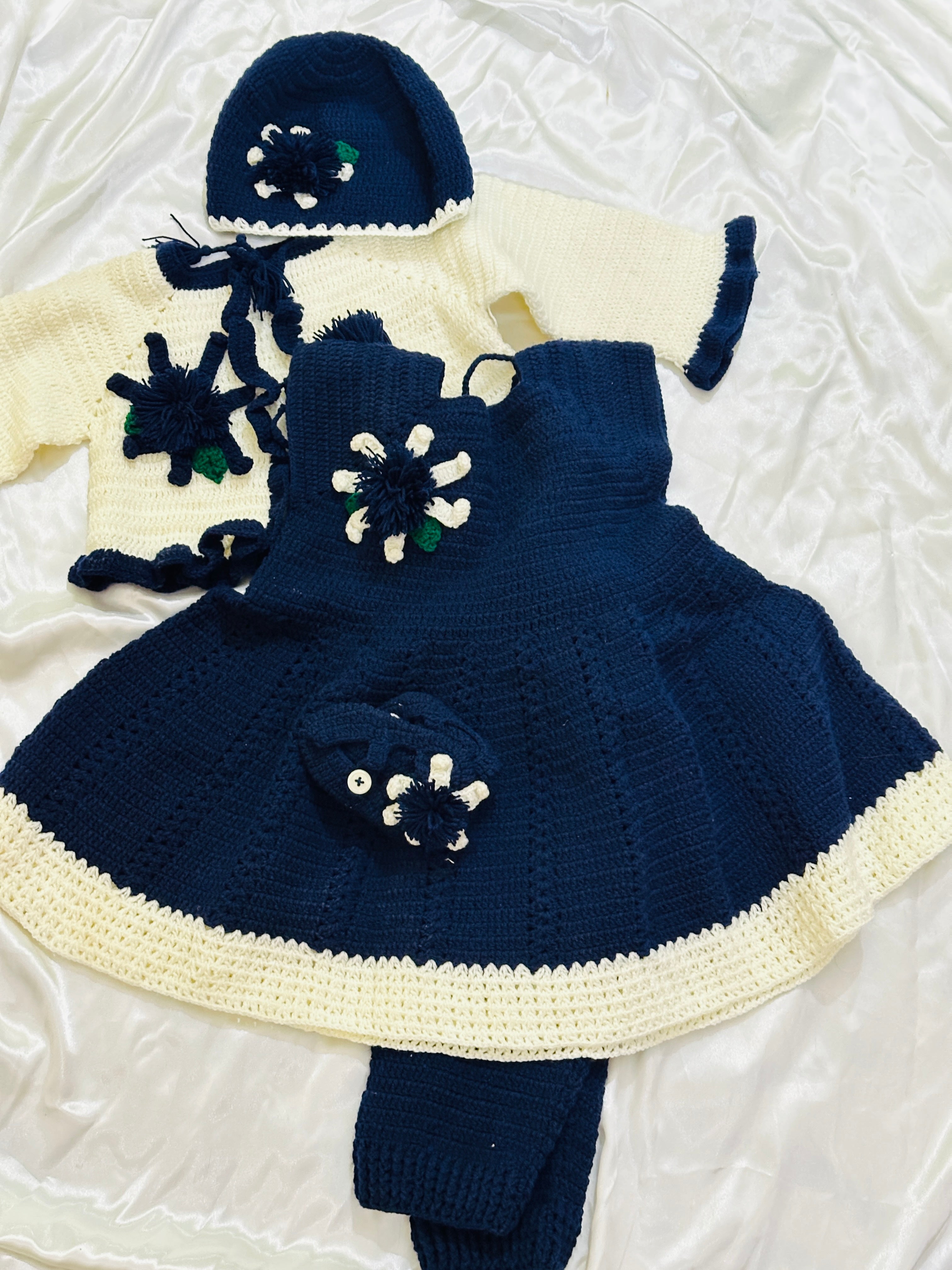 Blue frock set / give us more details in inbox with screen shot of your order