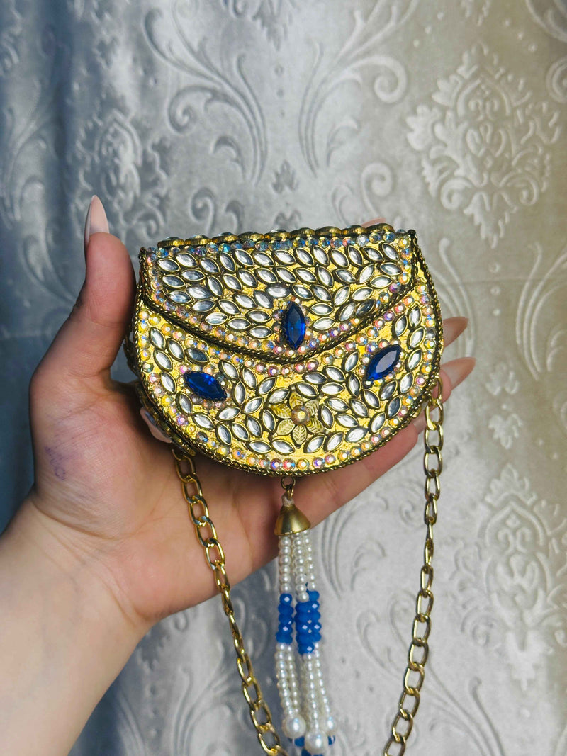 Turkish clutch