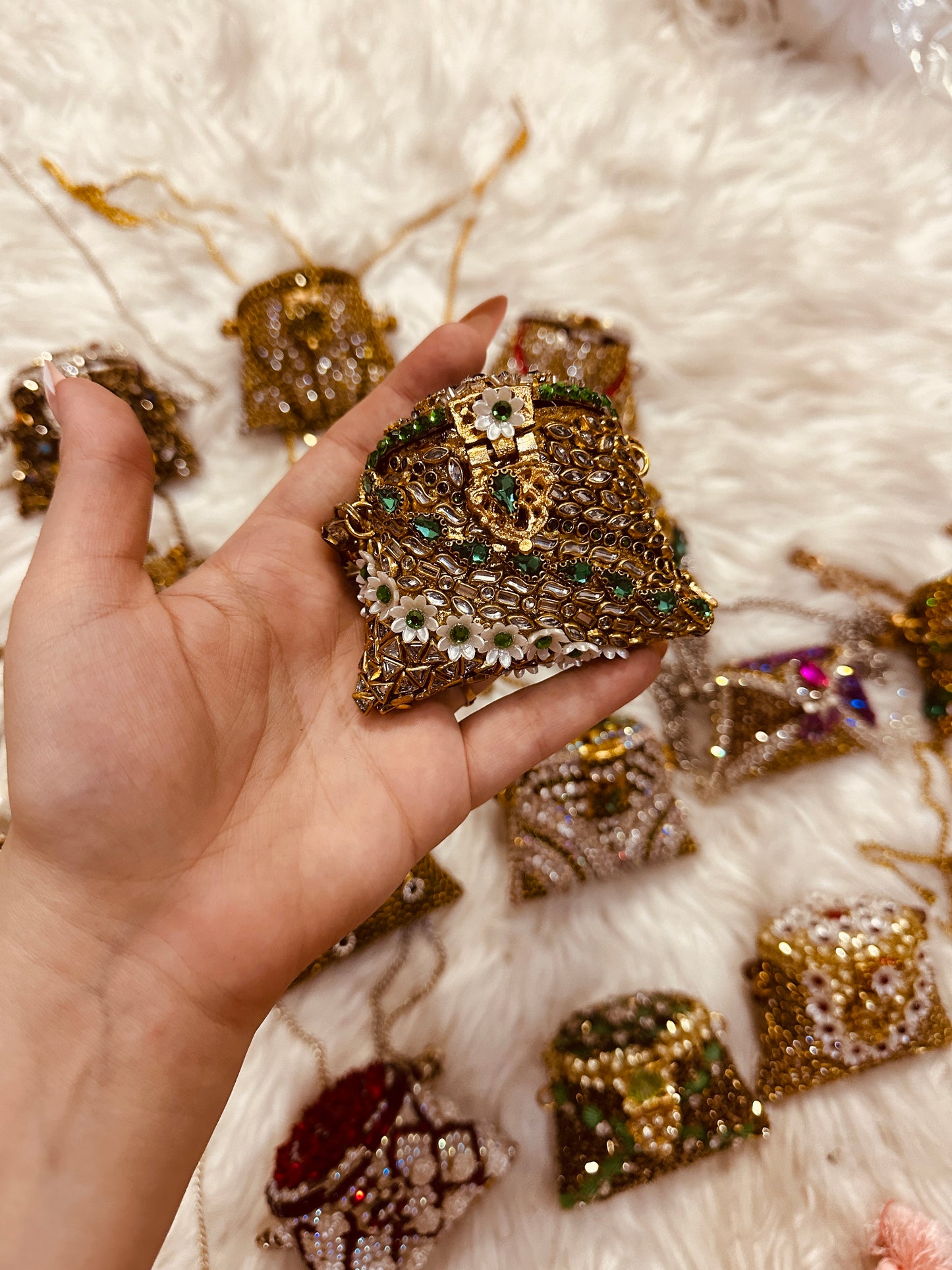 Green stone kundan