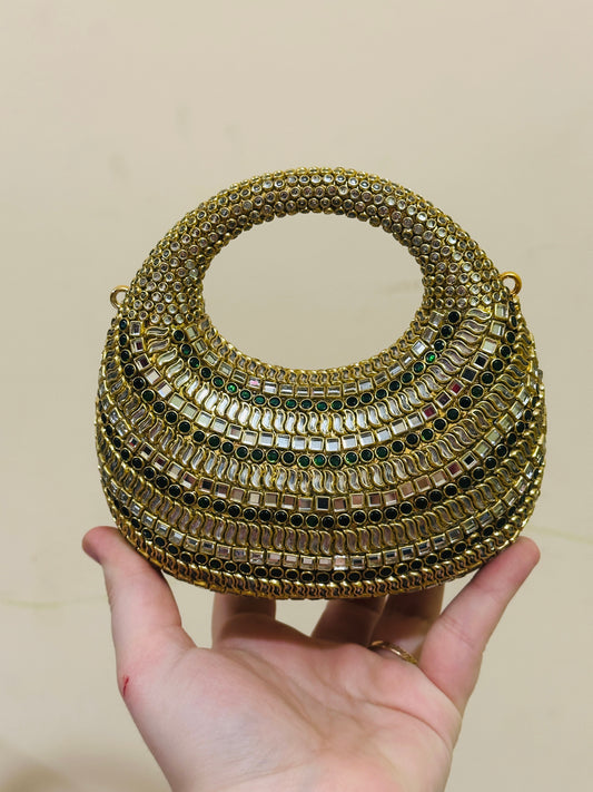 Kundan clutch