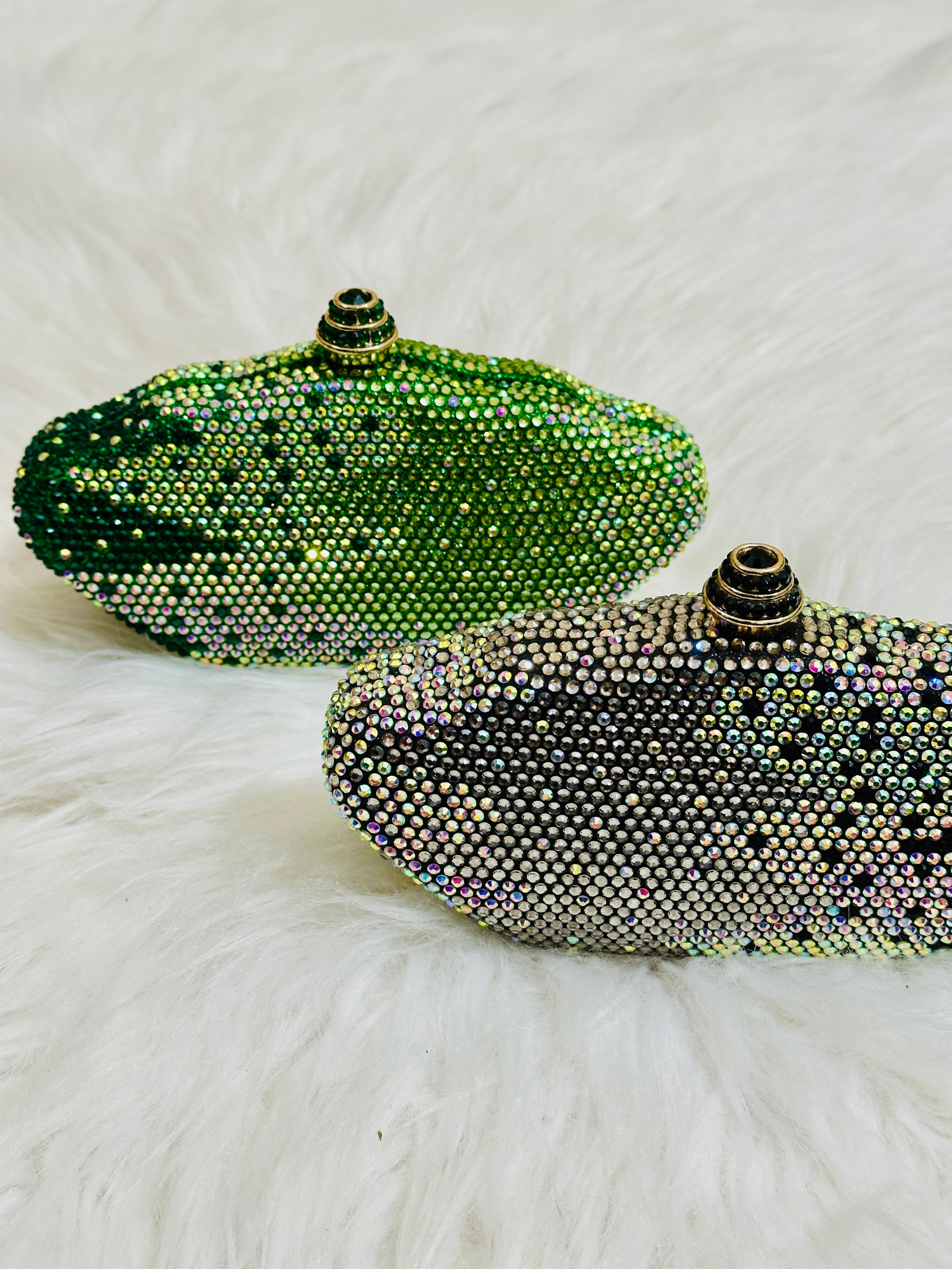 Casting premium quality clutch