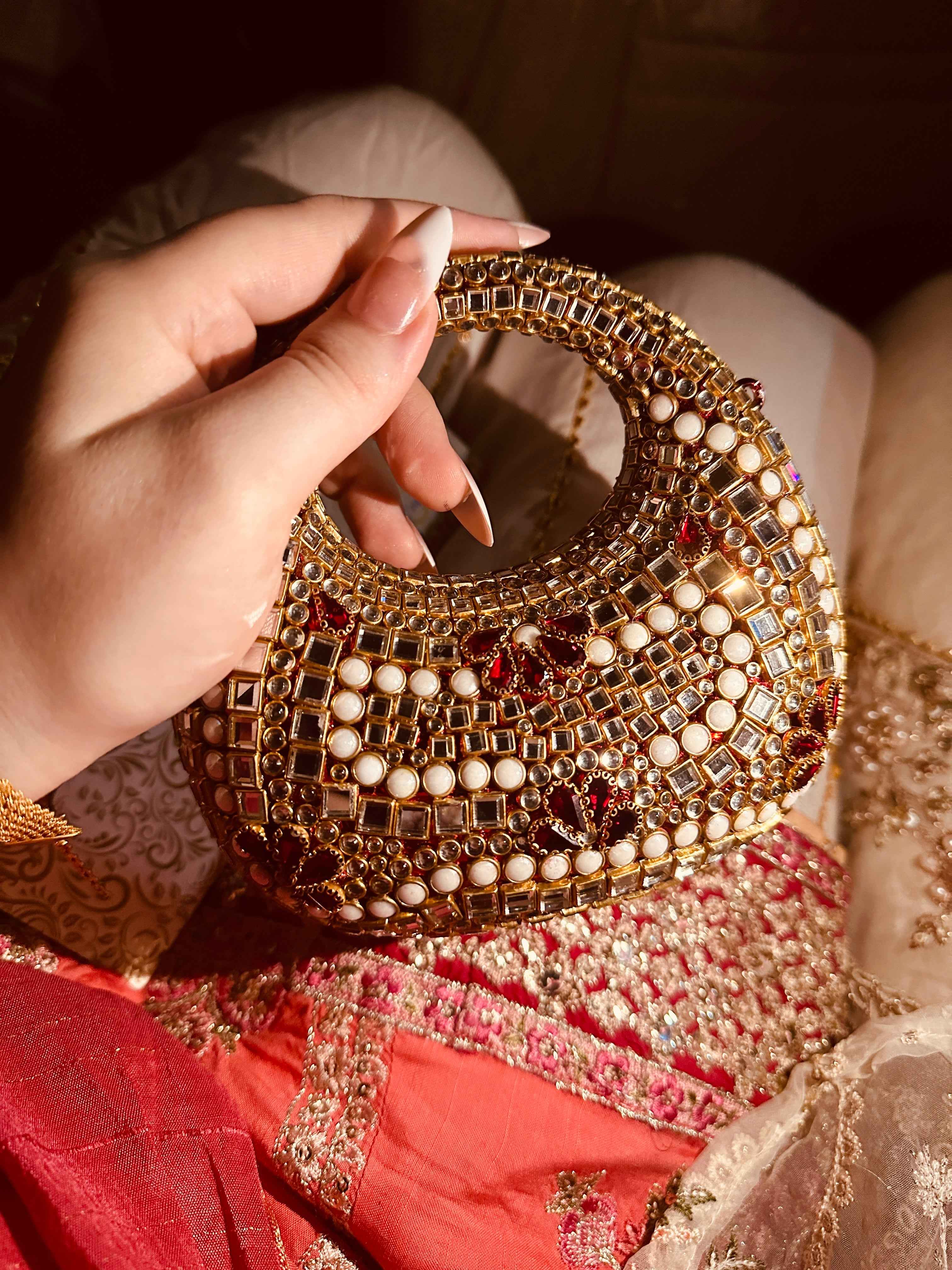 Kundan clutch red stone