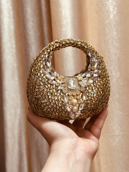 Elysia clutch