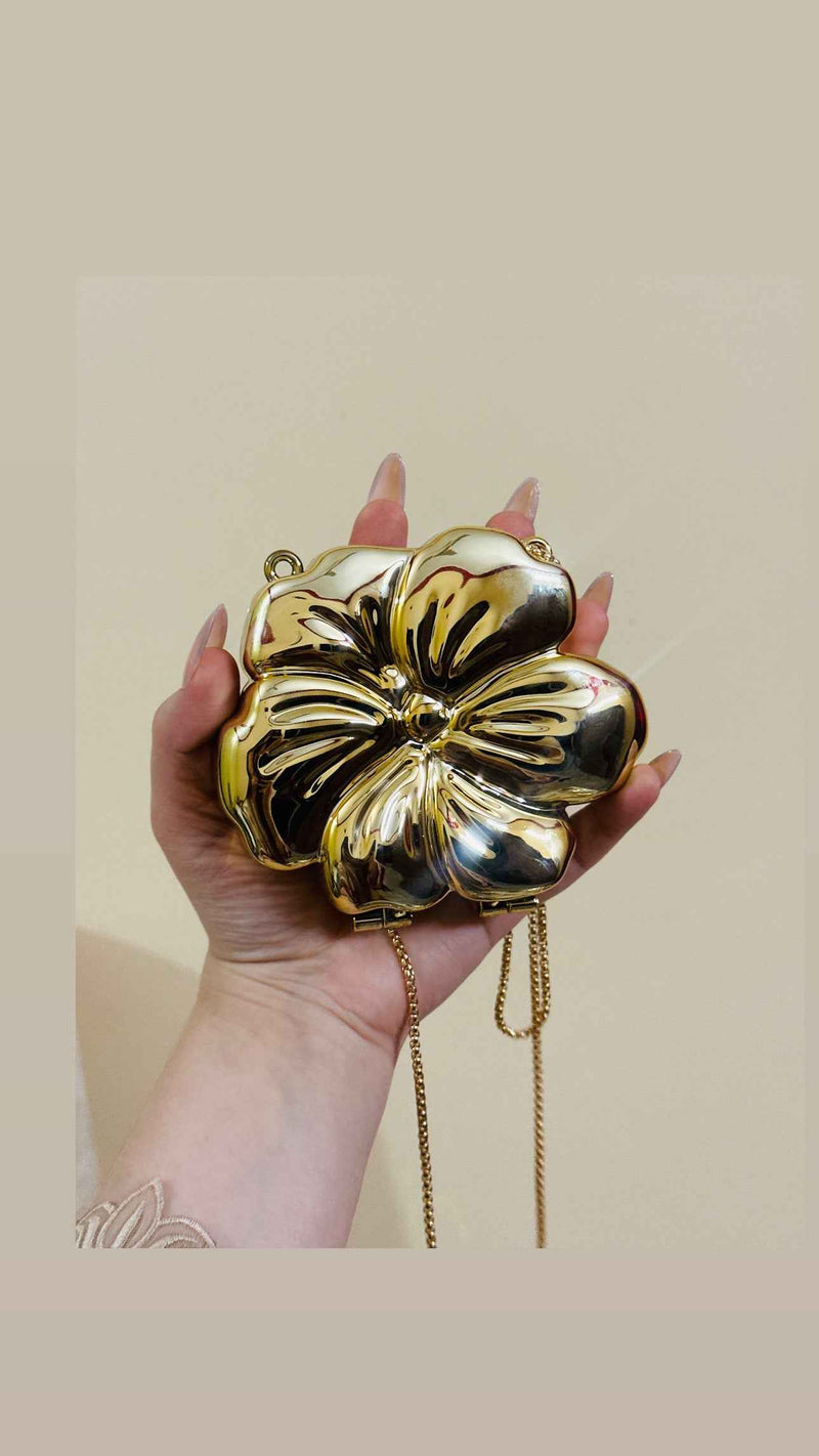 Bloom Clutch