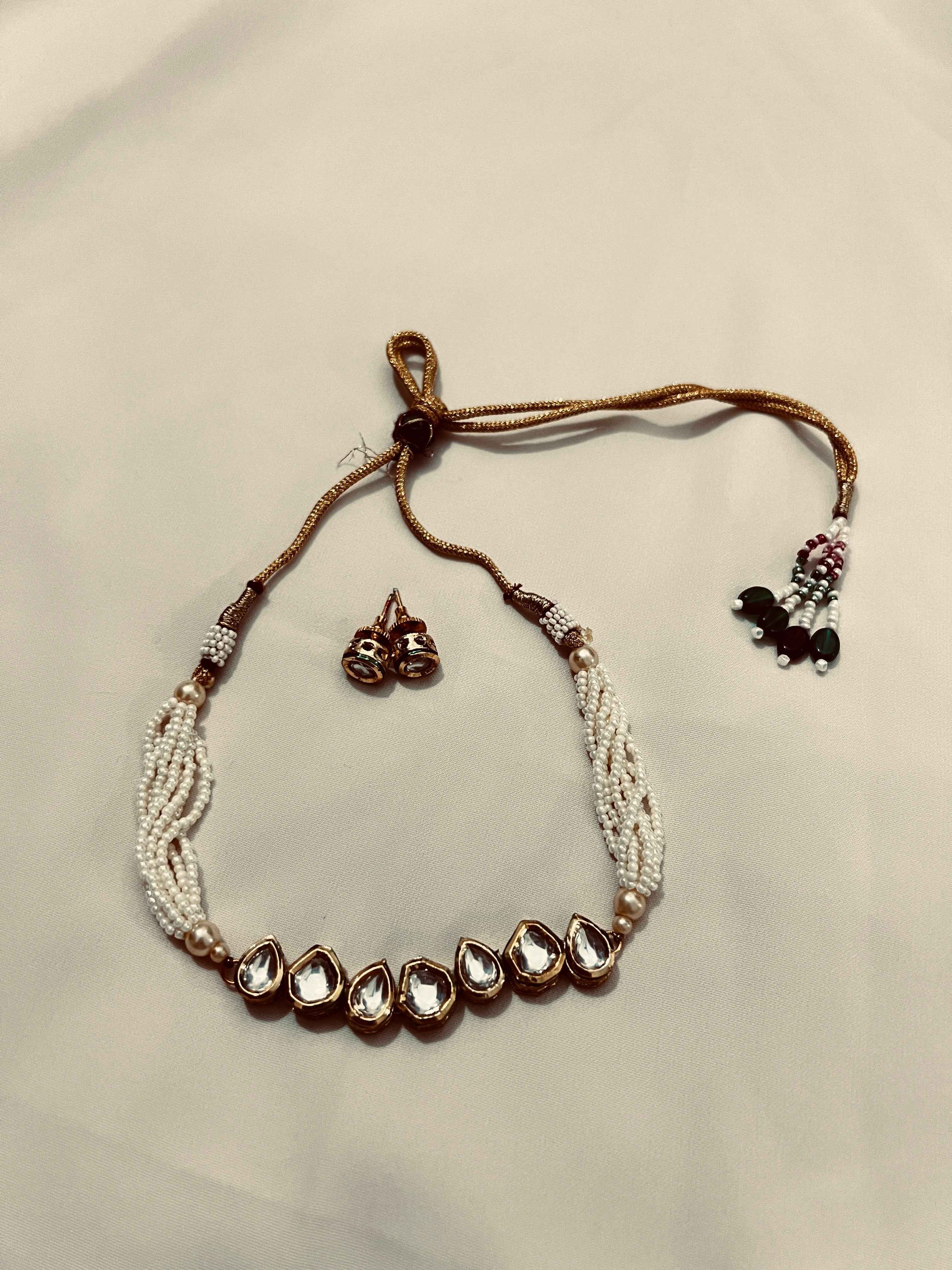 Choker set (white beads )