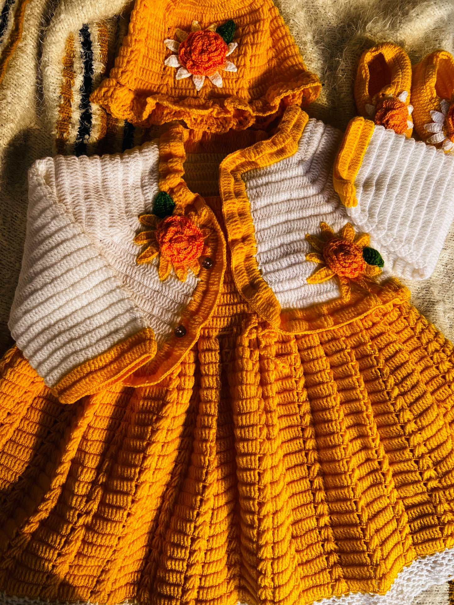 Mustard frock set 5pcs set unique texture ( dm if you need more customisation)