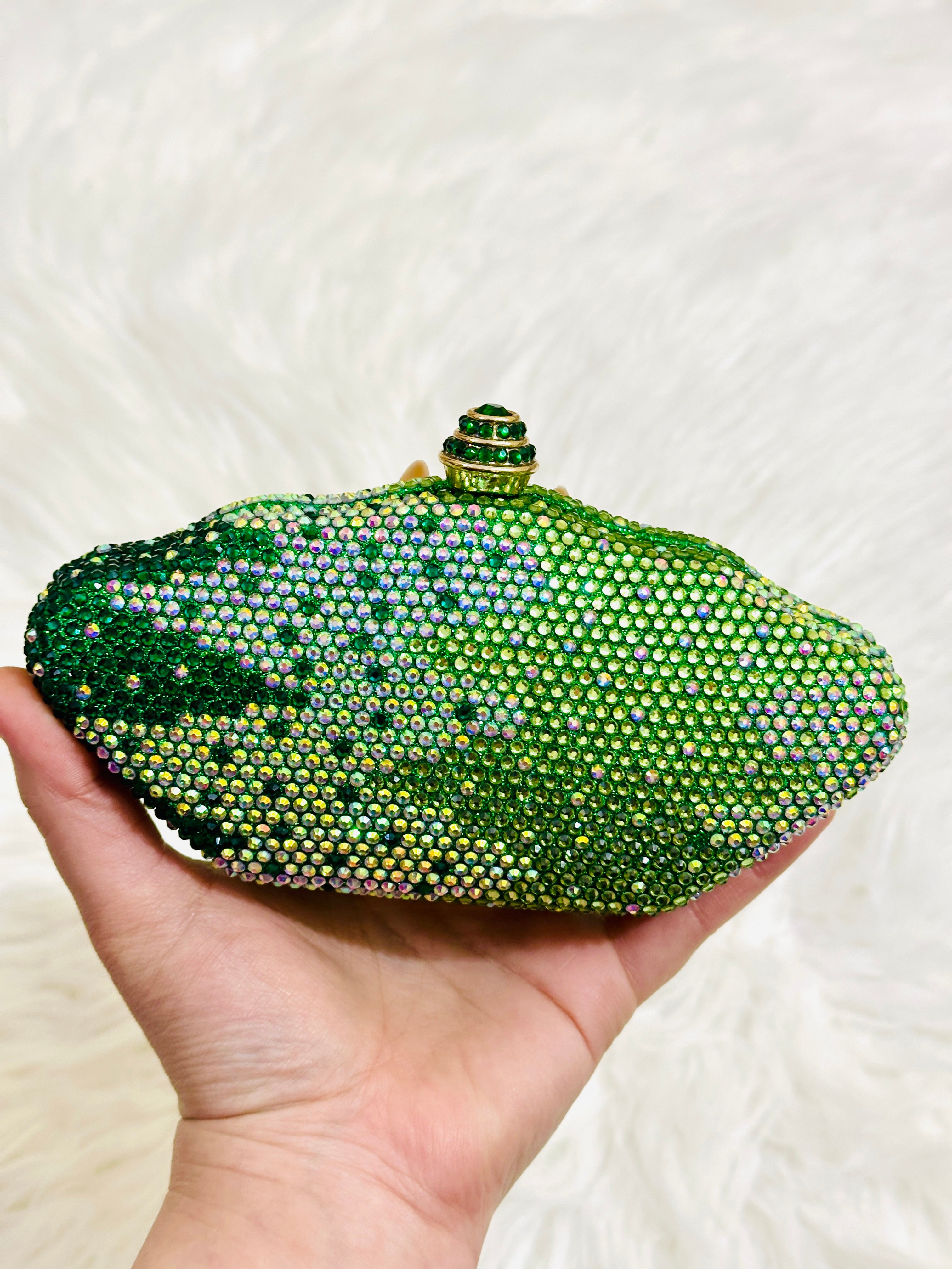 Casting premium quality clutch