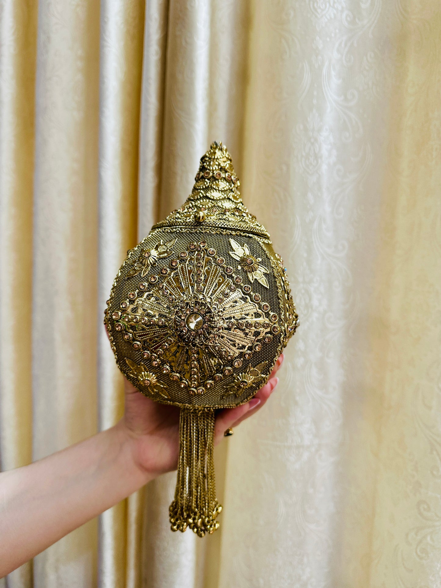 * Aarohi Antique Clutch