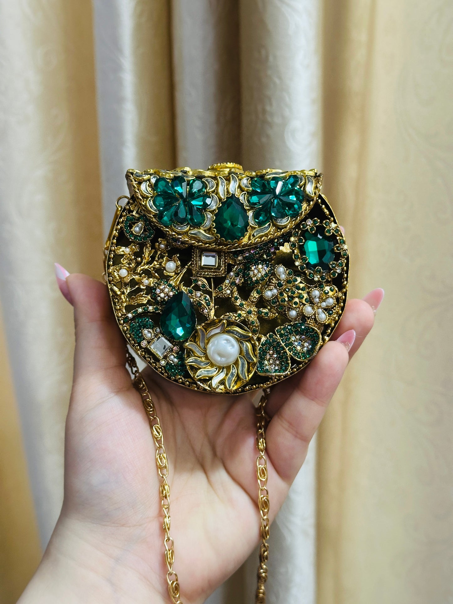 Pearl Blossom Clutch