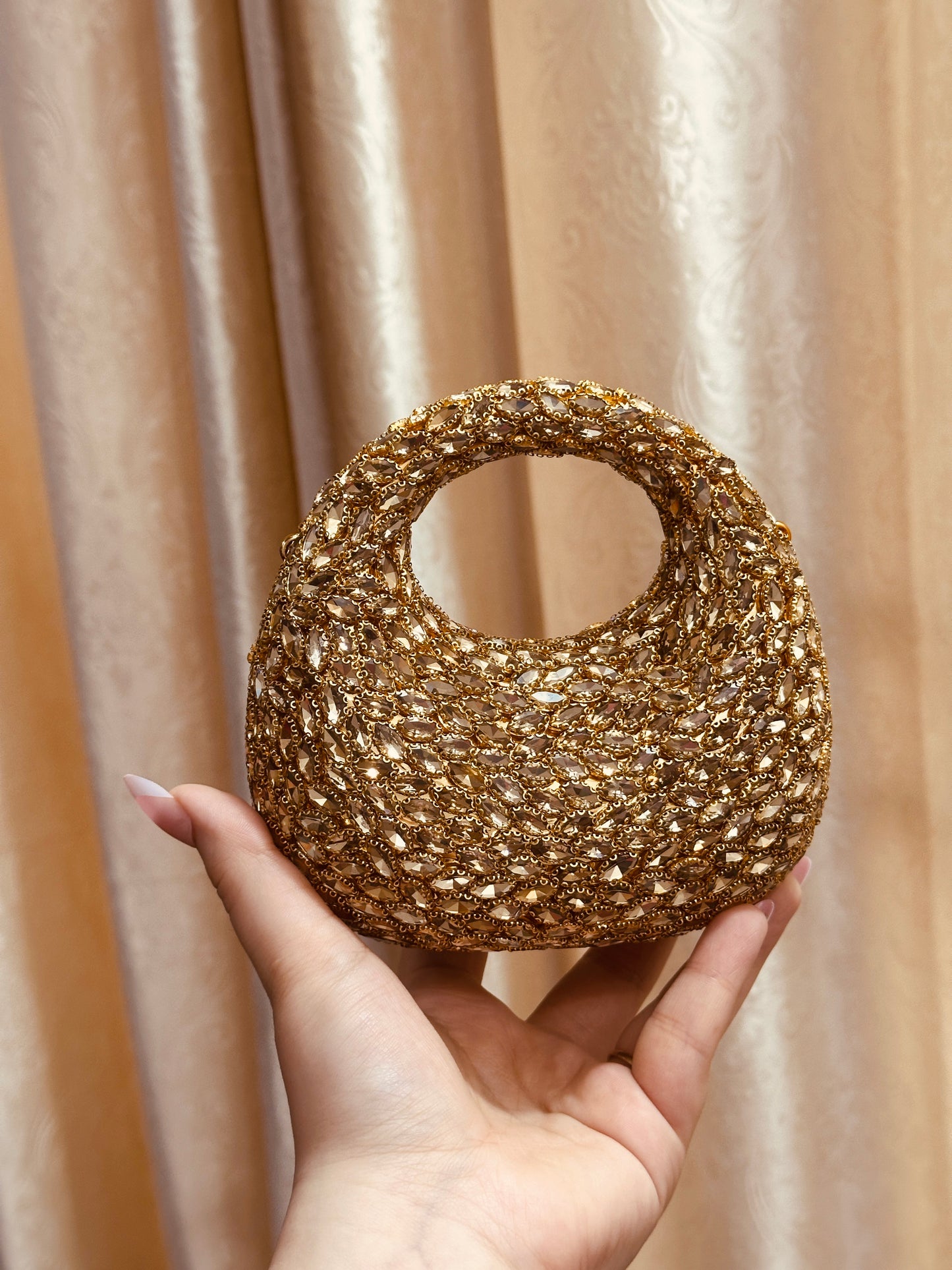 Zahra clutch