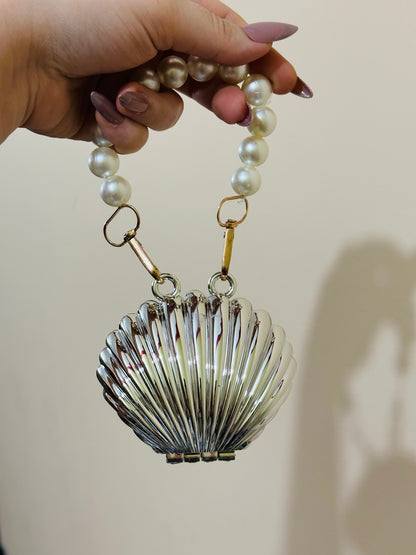SHELL CLUTCH