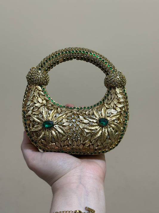 Kundan clutch