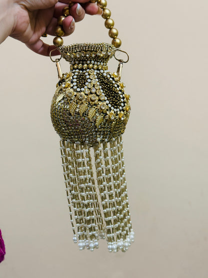 POTLI CLUTCH