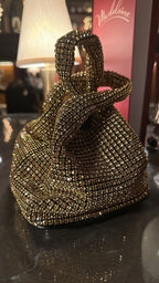 Golden stone clutch 🖤 Bold & modern