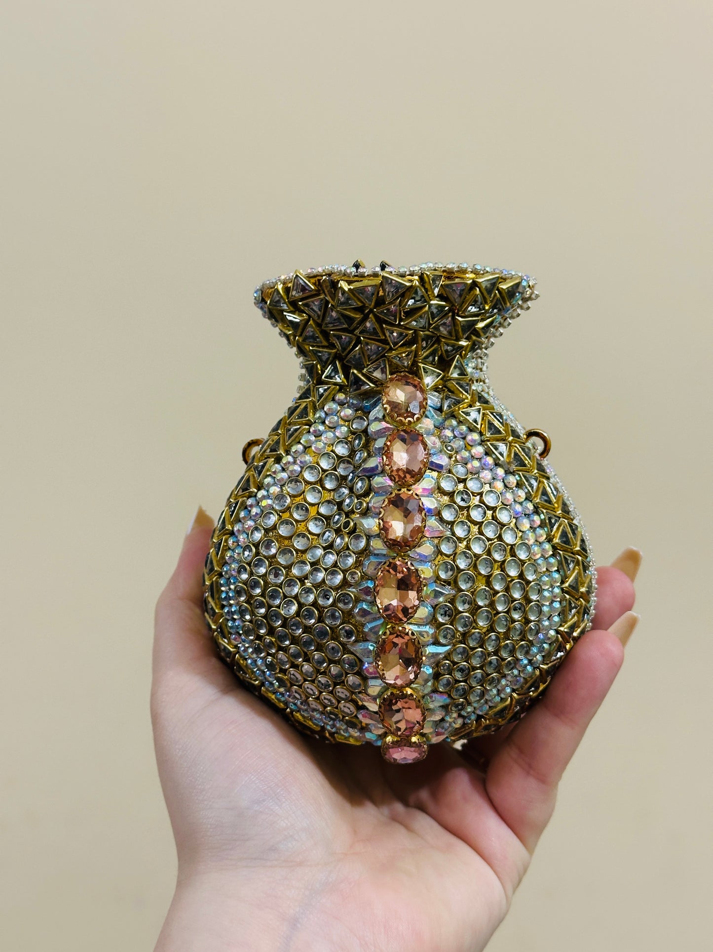 POTLI CLUTCH