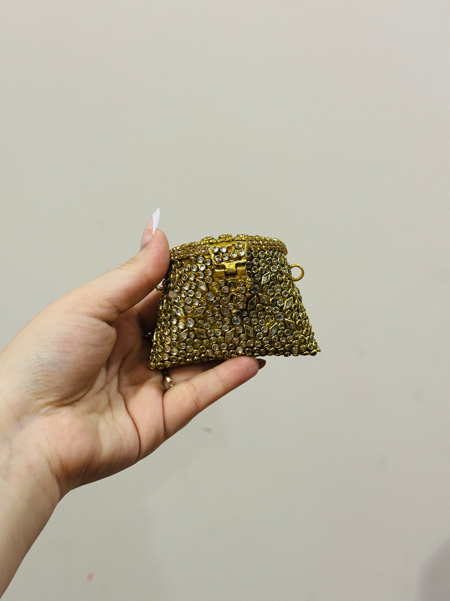 Mini coin kundan clutch